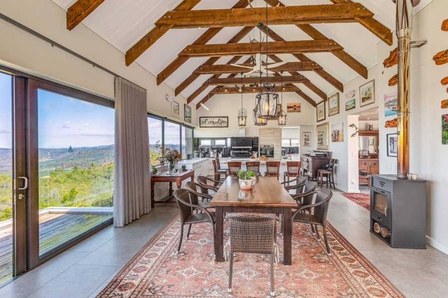 5 Bedroom Property for Sale in Simola Western Cape